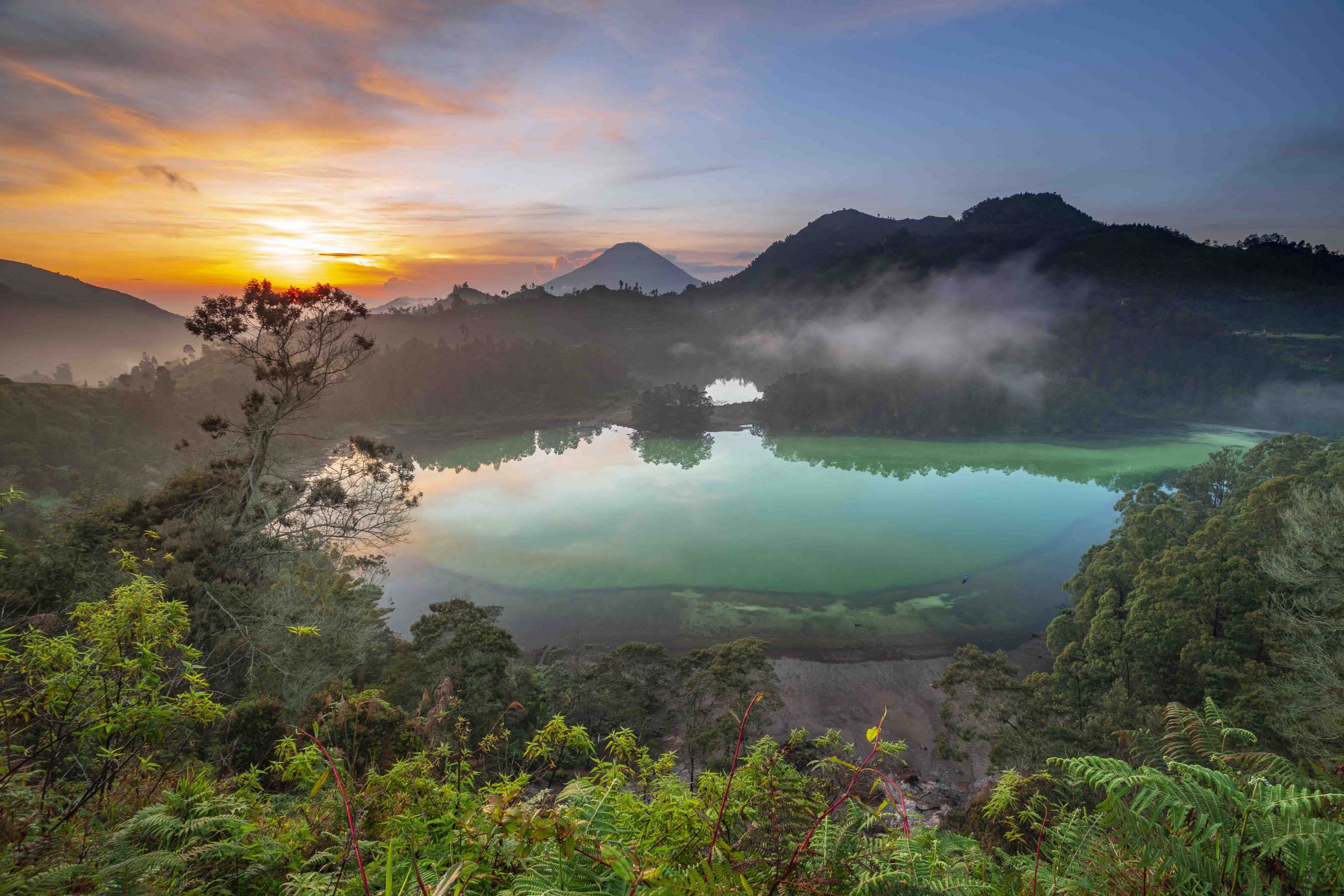 Telaga Warna