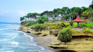 Pantai Batu Hiu dingdongtogel: Keindahan Tersembunyi Jawa