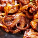 Bayi Gurita Panggang: Kuliner Eksotis dan Kontroversi Nurani