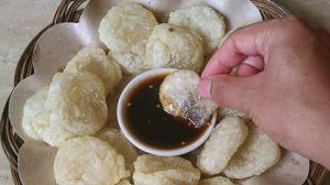 Menggugah Selera! Cireng Bandung Renyah dan Empuk, Si Camilan Andalan