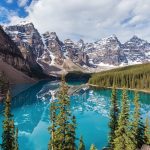 Danau Moraine: Danau Biru Berlatar Pegunungan Dingdongtogel
