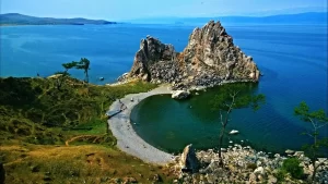 Danau Baikal: Keindahan dan Keunikannya yang Membuat Terpesona