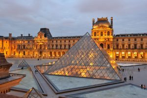 Louvre Museum: Sebuah Pengalaman goltogel Tak Terlupakan