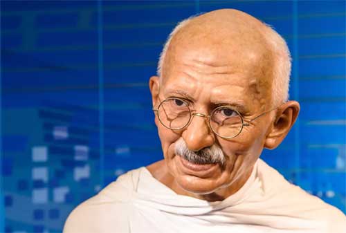 Mahatma Gandhi: Sosok Damai yang Mengubah Dunia dengan Perjuangan Tanpa Kekerasan