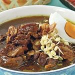 Rawon: Kuliner Legendaris Jawa Timur dengan Citarasa Mendalam