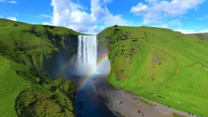 Skogafoss: Air Terjun Paling Memukau di Islandia