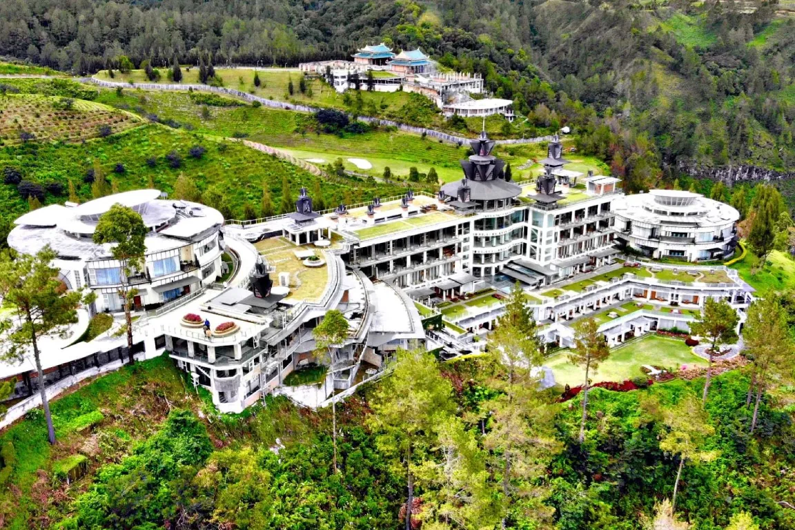 Taman Simalem Resort