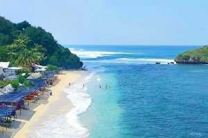 Pantai Sadranan: Eksotisme Tersembunyi Jogja