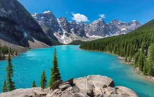 Moraine Lake: Keindahan Alam Kanada yang Wajib Dilihat