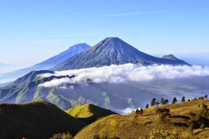 Gunung Ciremai: Eksplorasi Alam dan Petualangan Menakjubkan