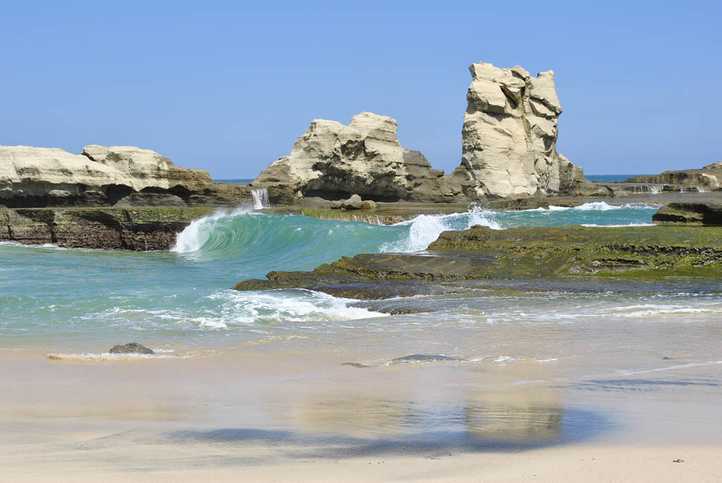 Klayar Beach: Pantai di Pacitan yang Wajib Dikunjungi!