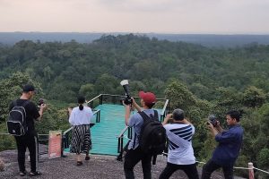 Bukit Peramun Belitung: Surga Hijau dan Mitos di Tengah Alam