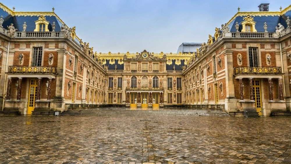 Istana Versailles: Melangkah ke Dunia Kemewahan Raja Prancis