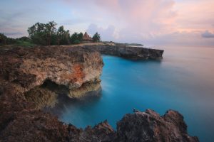 Pantai Mandorak: Eksotisme Sumba yang Belum Terjamah