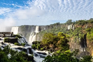 Puerto Iguazu: Tips Jelajahi Surga Tersembunyi Argentina
