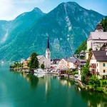 Hallstatt: Surga Kecil di Tepi Danau yang Memikat Dunia