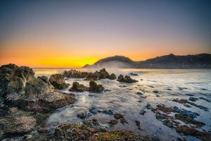 Pantai Wediombo: Surga Tersembunyi di Gunungkidul